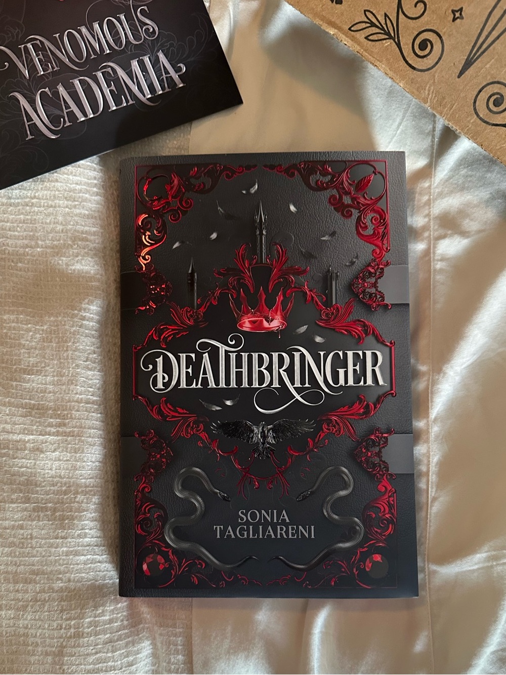 FairyLoot edition: Deathbringer by Sonia Tagliareni